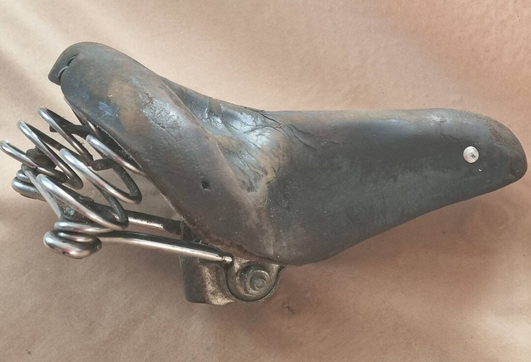 Vintage Rusty Bicycle Seat Romantic Seat Leather Rusty Shabby Seat