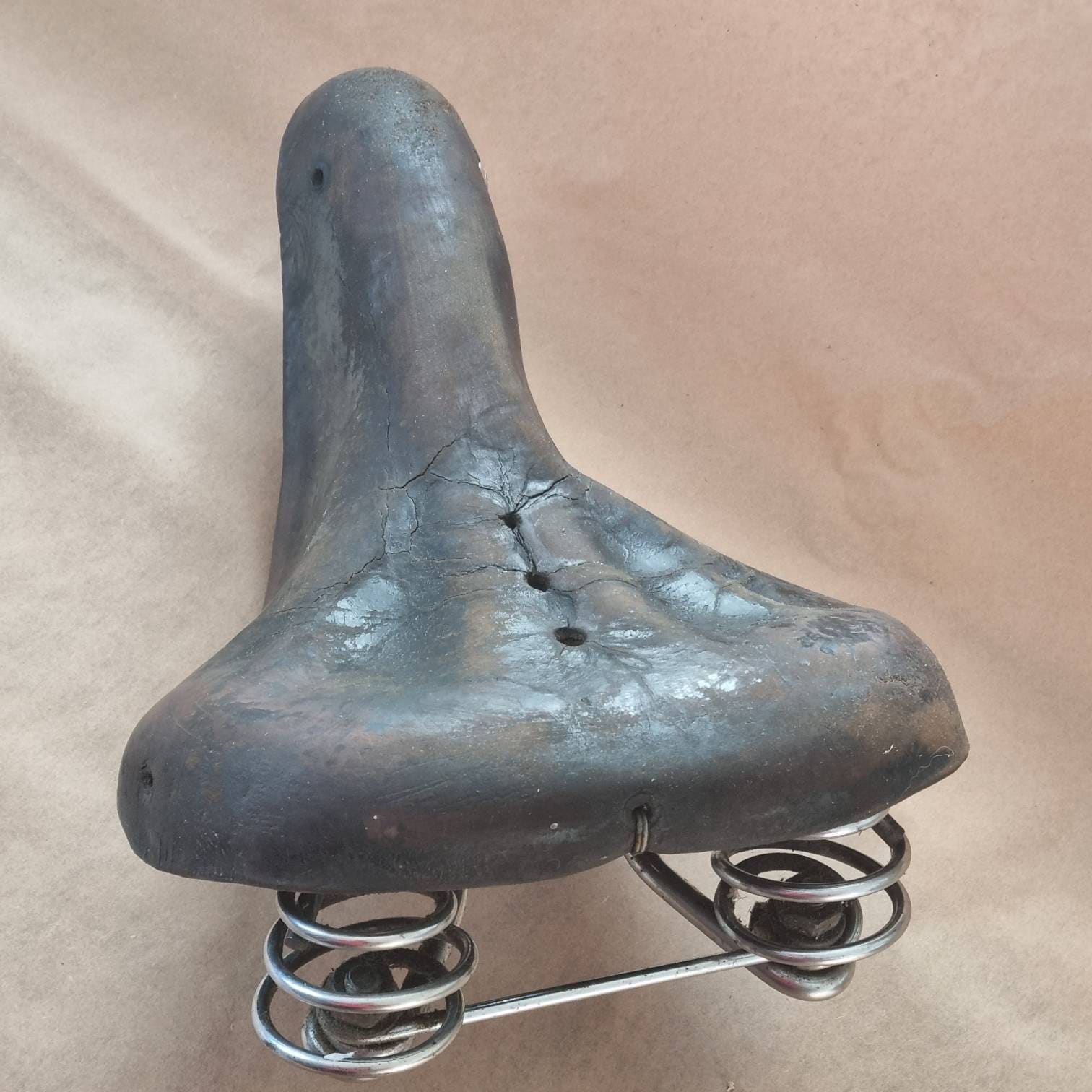 Vintage Rusty Bicycle Seat Romantic Seat Leather Rusty Shabby Etsy