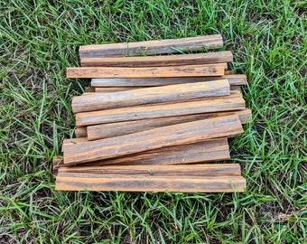 Antique/Vintage Hand Split Raw Rough Rustic Barn Wood Tobacco Sticks/ Lathe Sticks/Box of 20/12 Inches Long/Craft Sticks/So Many Craft Ideas