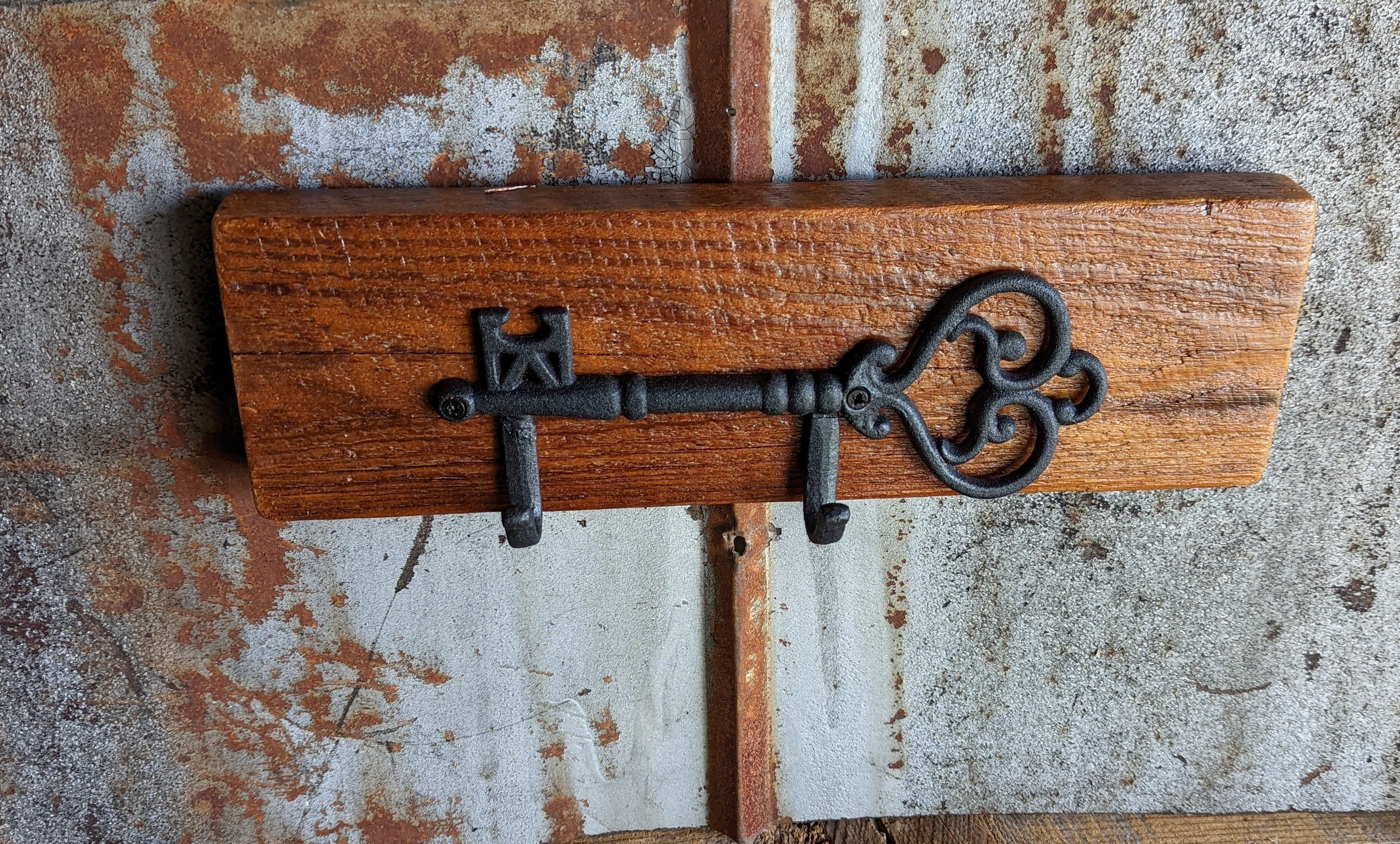 Beautifully Rustic Rack/cast Iron Key Rack on Beautiful Barn Wood /barn ...