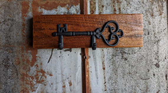 Beautifully Rustic Rack/cast Iron Key Rack on Beautiful Barn - Etsy