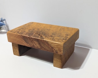 Charming Barn Wood Desk Top Plant Stand/Small Plant Stand for Desk, Mantle or Small Table/Candle Stand/Small Display Riser/Approx. 6 x 4 x 3