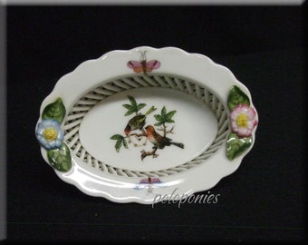 HEREND Open Weave Oval Basket 7381 - Rothschild Bird Collection Motif #10