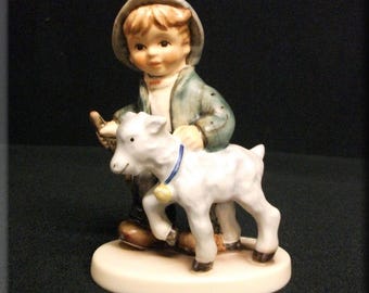 HUMMEL Shepherd's Apprentice 2226 - TM 8 - Special Sheep Back Stamp NIB