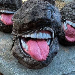 Teeth rocks smiling zipper teeth with tongue