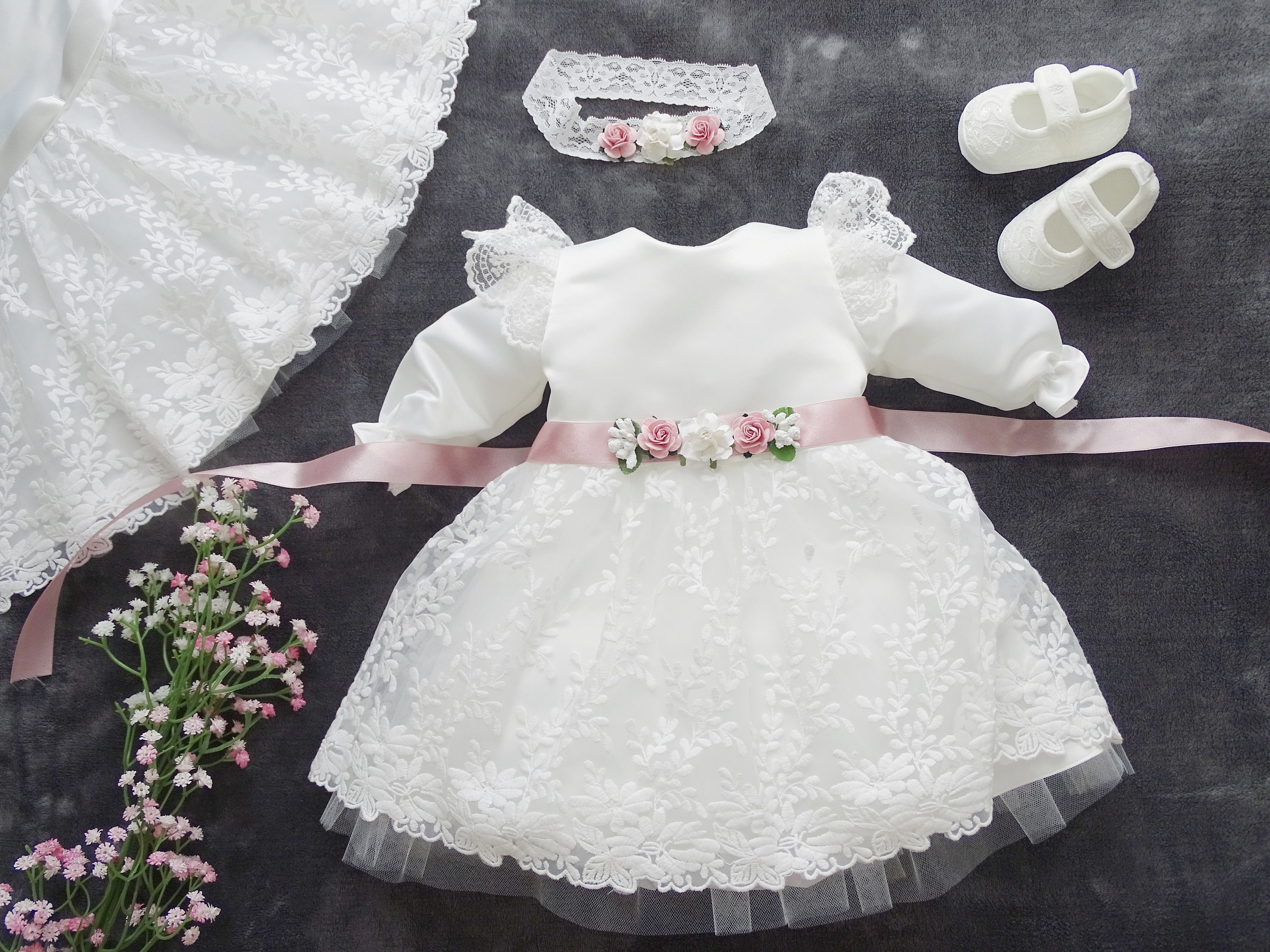 LILI, Conjunto Vestido De Fiesta Diadema 2 Piezas Color: ECRU Tamaño 56, 62, 68, 74, 80, 86, 92, 98 - México