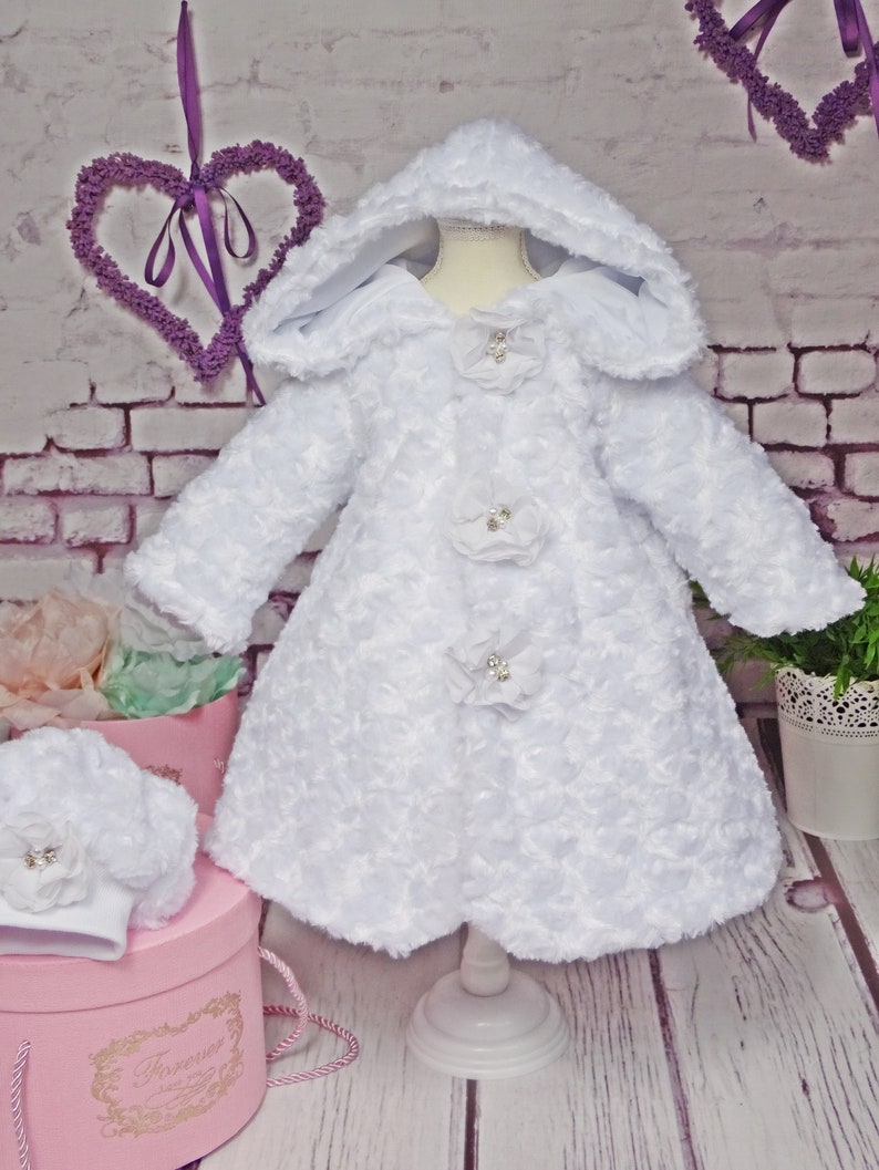 86,92 68 set of 2 pieces 80 Baptismal coat LEA color: white 62 coat size 56 rose coat with cap 74