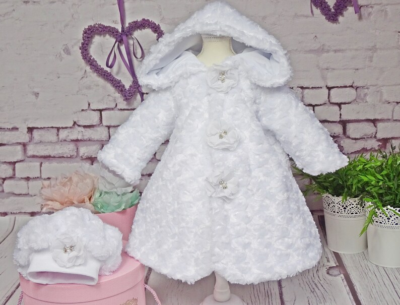 86,92 68 set of 2 pieces 80 Baptismal coat LEA color: white 62 coat size 56 rose coat with cap 74