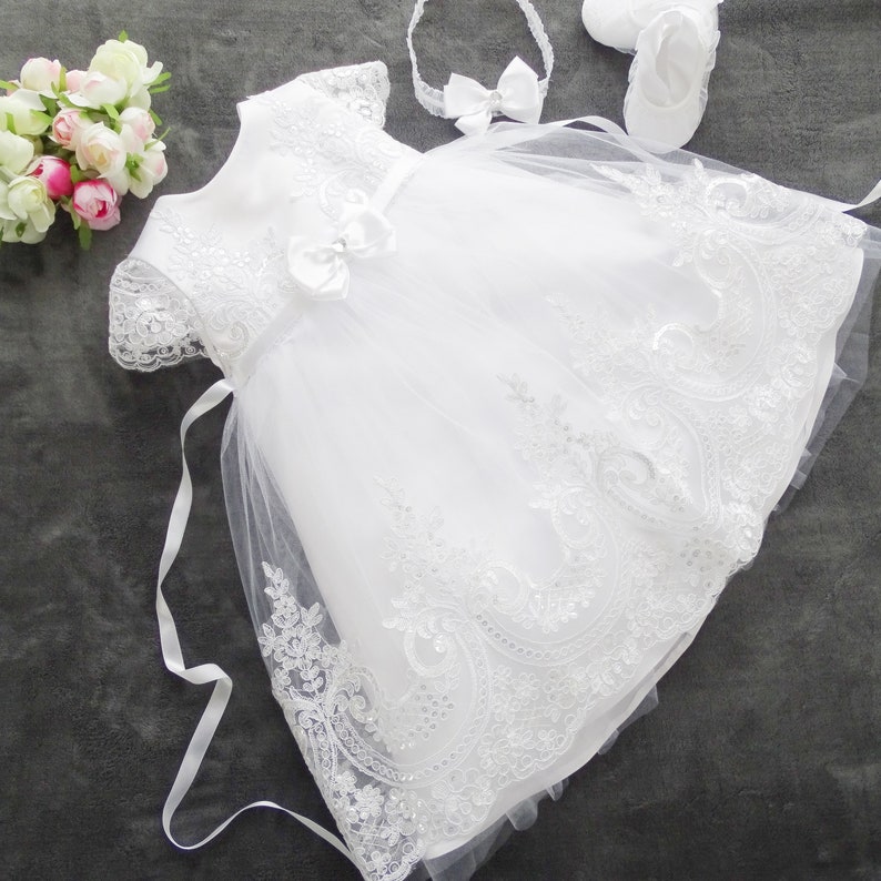 Robe de baptême CHARLOTTE, robe de soirée bandeau chaussures couleur : blanc taille. 56, 62, 68, 74, 80, 86, 92, 98 Robe de baptême, Robe de baptême bébé image 2