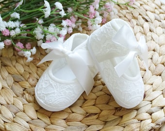 Ecru lace baby girl shoes, baptism baby girl shoes, toddler shoes , wedding baby girl shoes, christening baby girl shoes