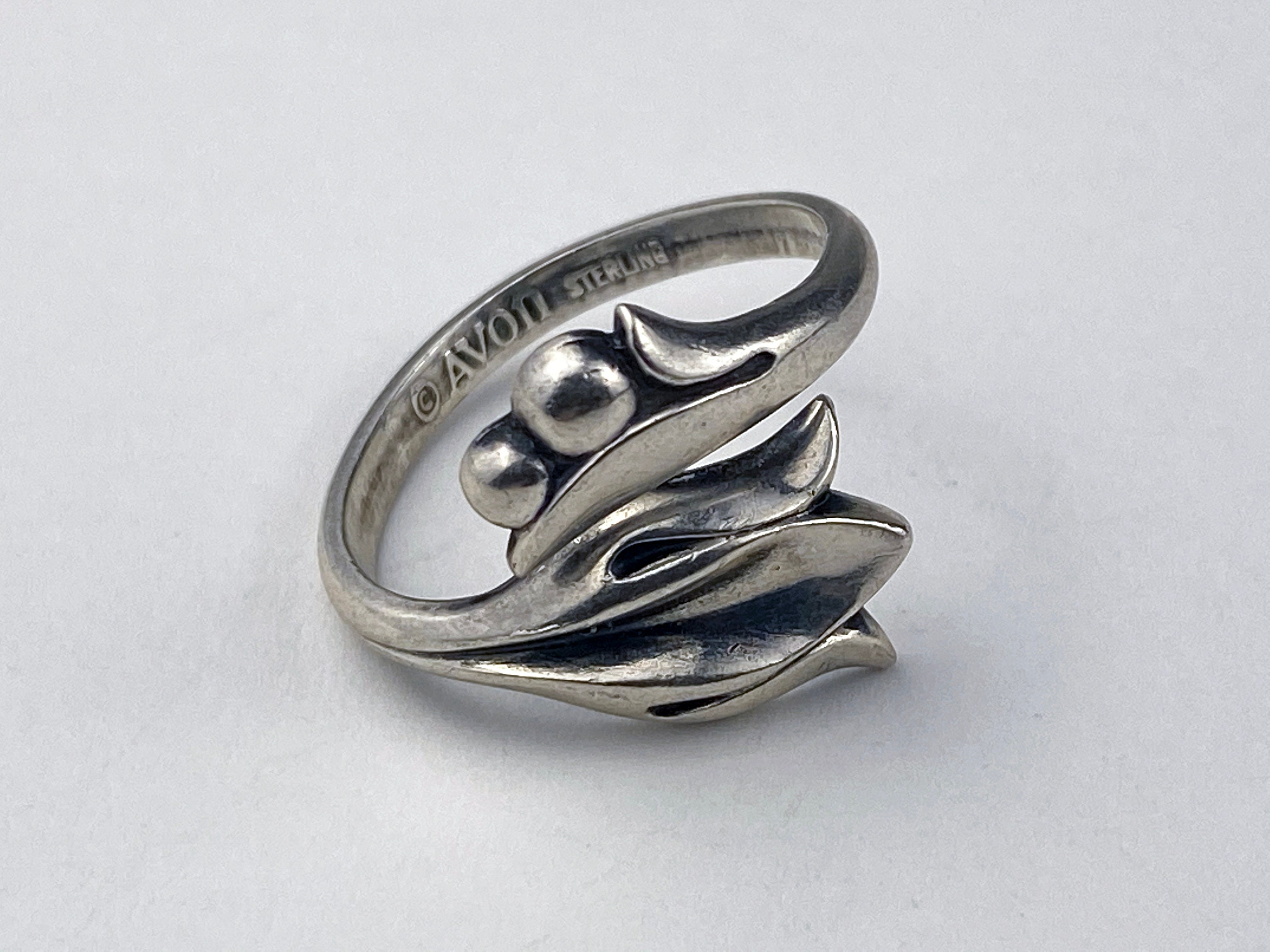 Sterling Silver Vintage Avon Tulip Wrap Ring - jewelry - by owner - sale -  craigslist