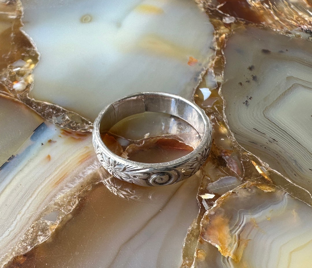 Embossed Repousse Floral Embossed Repousse Silver Tone Ring - Etsy