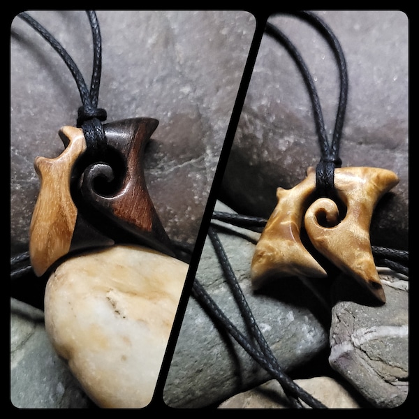Mini Talisman Maori "Manta Ray" - pendentif en bois précieux