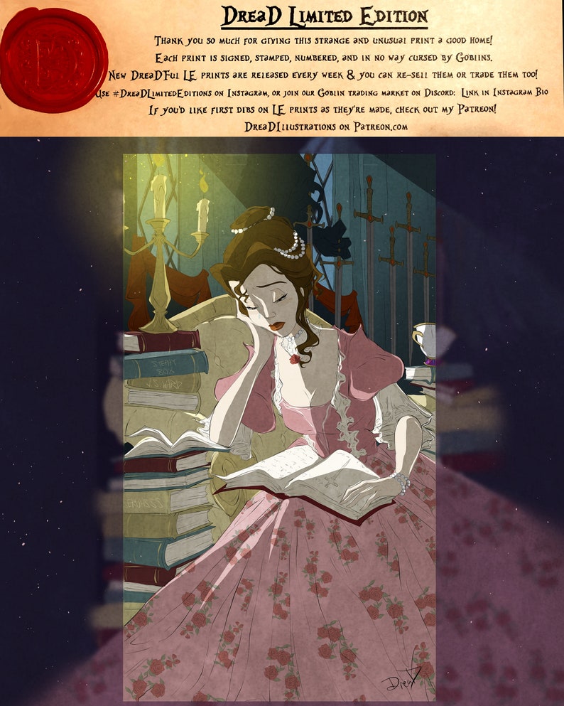 Op de afbeelding: Een digitale illustratie van een vrouw met lang bruin haar die een roze jurk draagt en een boek leest. Ze zit op een stoel met een stapel boeken naast haar. De achtergrond is donkerblauw met sterren. De tekst "DREAD LIMITED EDITION" staat bovenaan de afbeelding.