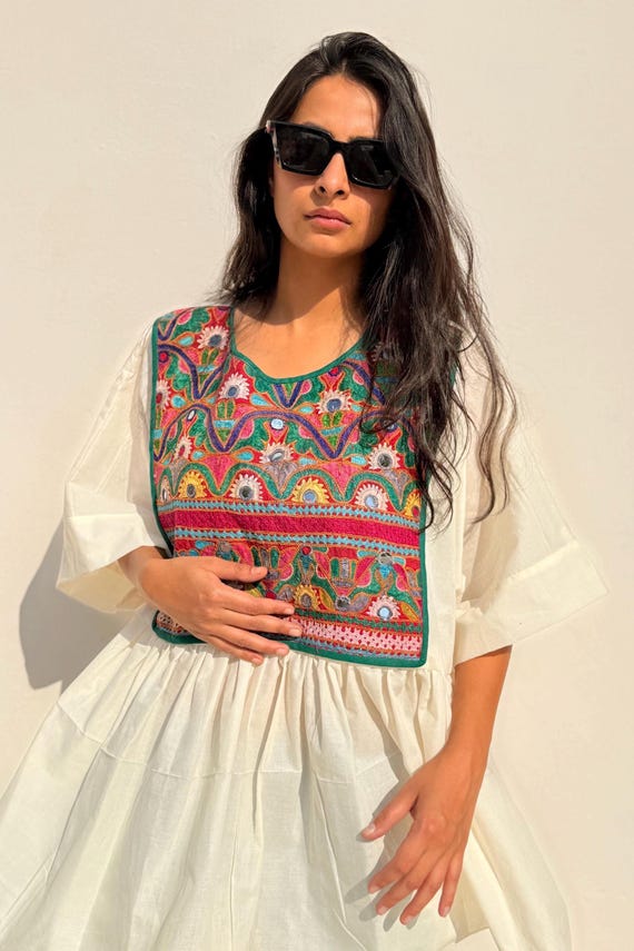 Blusa tipo túnica de algodón de verano en blanco roto, ligera y