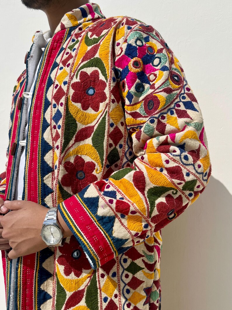 Unisex Quiltad flerfärgad blommig broderad dusterkappa med sherpafleecefoder / boho discojacka / unik festivalbohokappa bild 2