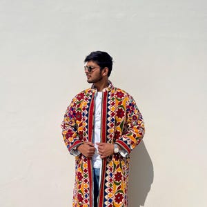Unisex Quiltad flerfärgad blommig broderad dusterkappa med sherpafleecefoder / boho discojacka / unik festivalbohokappa bild 3
