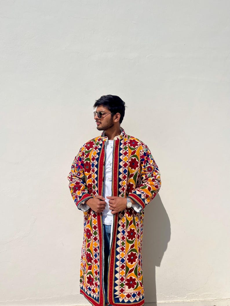Unisex Quiltad flerfärgad blommig broderad dusterkappa med sherpafleecefoder / boho discojacka / unik festivalbohokappa bild 3