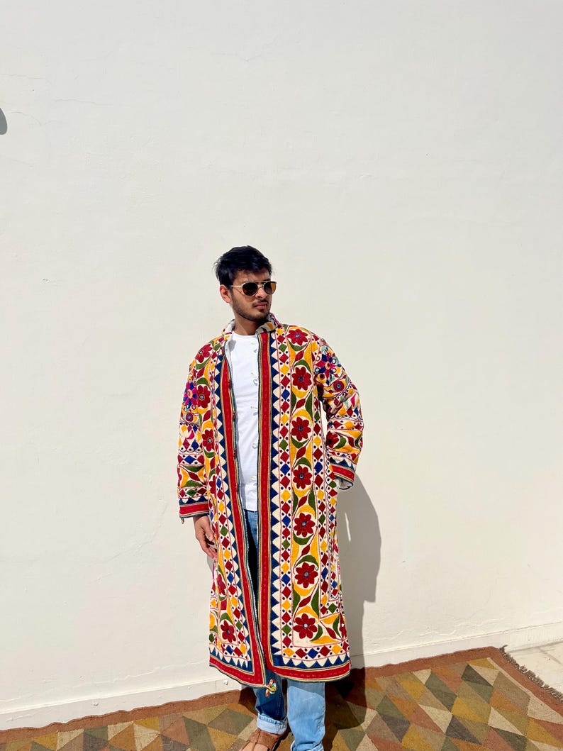 Unisex Quiltad flerfärgad blommig broderad dusterkappa med sherpafleecefoder / boho discojacka / unik festivalbohokappa bild 9