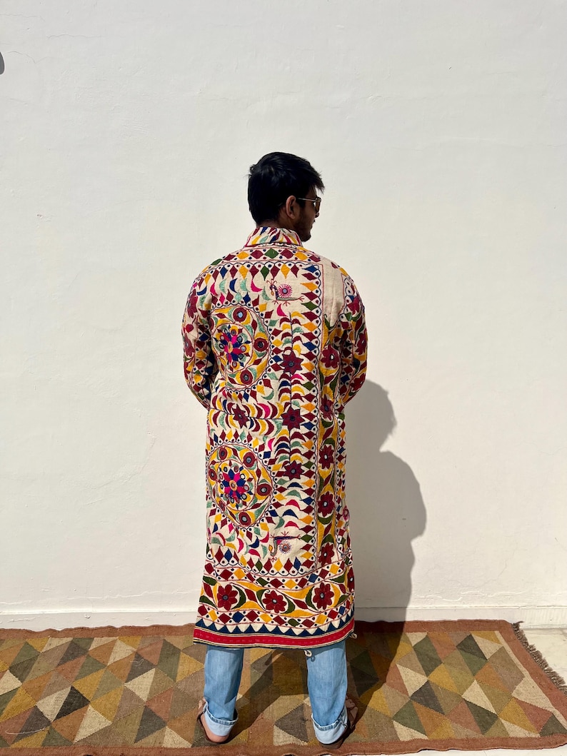 Unisex Quiltad flerfärgad blommig broderad dusterkappa med sherpafleecefoder / boho discojacka / unik festivalbohokappa bild 7
