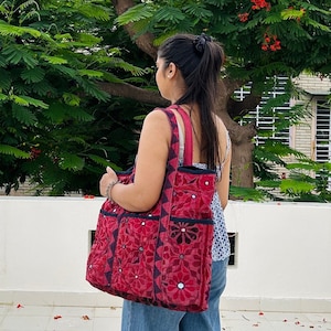 Große Einkaufstasche mit Banjara Stickerei / bestickte antike indische Hobo Tasche / Hippie Gypsy Tasche / Hippie Gypsy Tasche