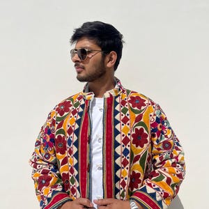 Unisex Quiltad flerfärgad blommig broderad dusterkappa med sherpafleecefoder / boho discojacka / unik festivalbohokappa bild 5