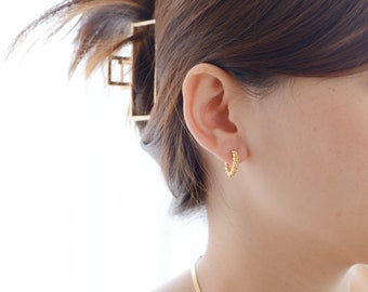 Twist gold Huggies, twist small hoop, gold hoop,hoop earrings, minimalist hoop, hoop earring