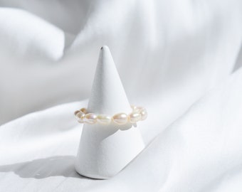 Pearl bead ring, Freshwater pearl ring, Beaded pearl ring, Dainty mini pearl ring, Tiny pearl beaded ring, Stackable ring, Bridesmaid gift