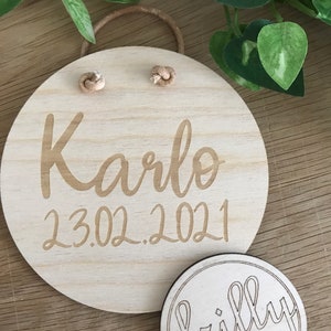 Personalisiertes Namensschild Türschild Holzschild Kinder Baby Geschenk zur Geburt Geburtstag Patenkind Taufe Wand Deko | frilly designs