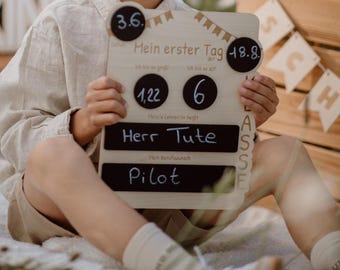 Erster Schultag Einschulung 2023 Deko Tafel Schulanfang Geschenk Schulkind Schulanfang Schulkind Personalisiert | frilly designs 
