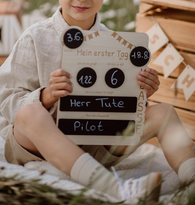 Erster Schultag Einschulung 2023 Deko Tafel Schulanfang Geschenk Schulkind Schulanfang Schulkind Personalisiert | frilly designs image 1