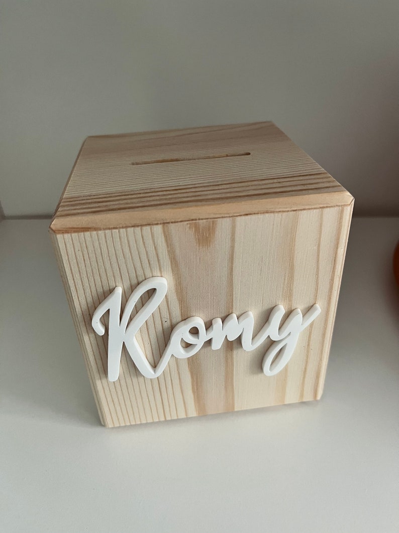 Personalisierte Spardose mit 3D effekt Name Kranz Gravur Holz Spardose mit Namen Personalisierte Geschenk frilly designs Kein Motiv nur Name