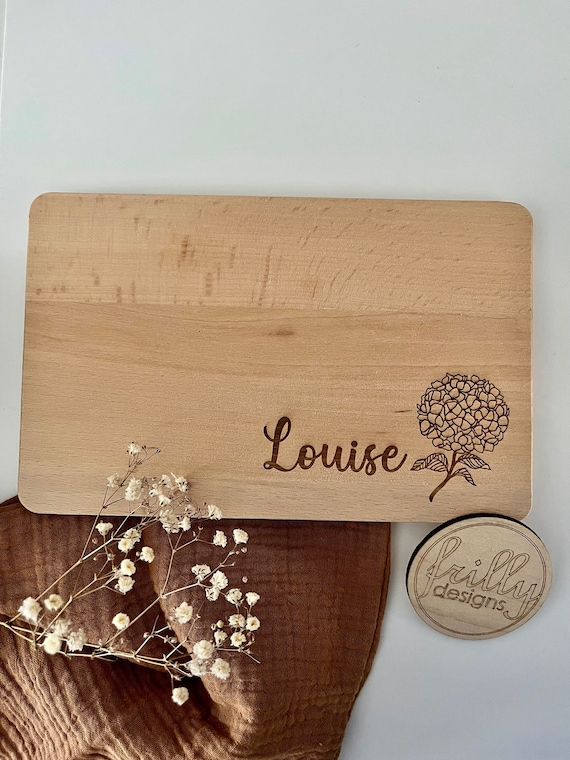 Frühstücksbrettchen Kinder Brettchen personalisiert Baby Geschenk Holzbrett mit Gravur Frühstücksbrett Geburtstagsgeschenk | frilly designs