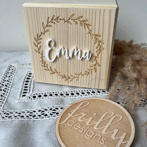 Personalisierte Spardose mit 3D effekt Name Kranz Gravur Holz Spardose mit Namen Personalisierte Geschenk frilly designs image 9