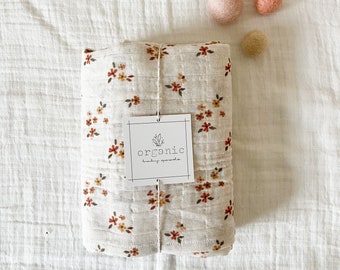 Organic Swaddle Blanket|Receiving Blanket|Crib Blanket|Stroller Blanket|Dainty Flower Print|Organic Cotton Muslin