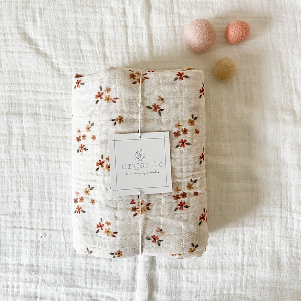 Organic Swaddle Blanket|Receiving Blanket|Crib Blanket|Stroller Blanket|Dainty Flower Print|Organic Cotton Muslin