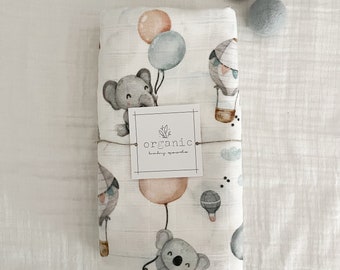 Organic Swaddle Blanket|Receiving Blanket|Crib Blanket|Stroller Blanket|Balloon Friends Print|Organic Cotton Muslin