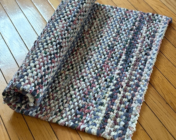 Handmade Braided Rag Rug: Upcycled Fabric Floor Mat (23x35 Inch) - Etsy