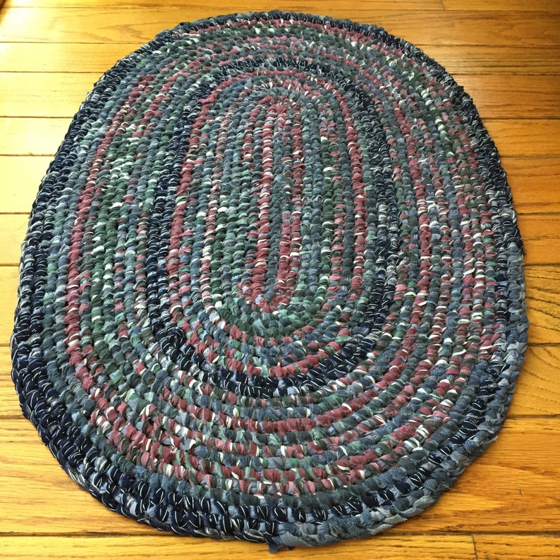 Oval Toothbrush Rag Rug, Handmade, Knotted Fabric, Floor Mat, Bedroom