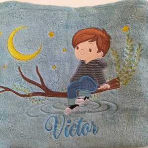 Serviette brodée personnalisée enfant bébé Garçon clair de Lune Drap de bain 140 x 70 cm coton image 4