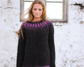 Pullover, Handknitted from pure wool.