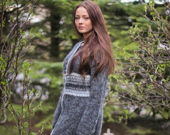 Cardigan, Handknitted from pure Icelandic wool.