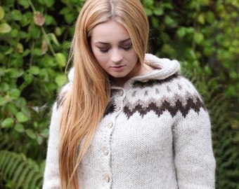 Cardigan, Handknitted from pure Icelandic wool.