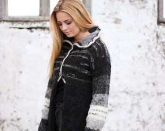 Cardigan, Handknitted from pure Icelandic wool.