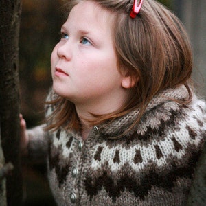 Children's Cardigan, Handknitted from pure wool. image 2