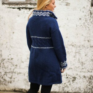 Cardigan, Handknitted from pure Icelandic wool. image 2