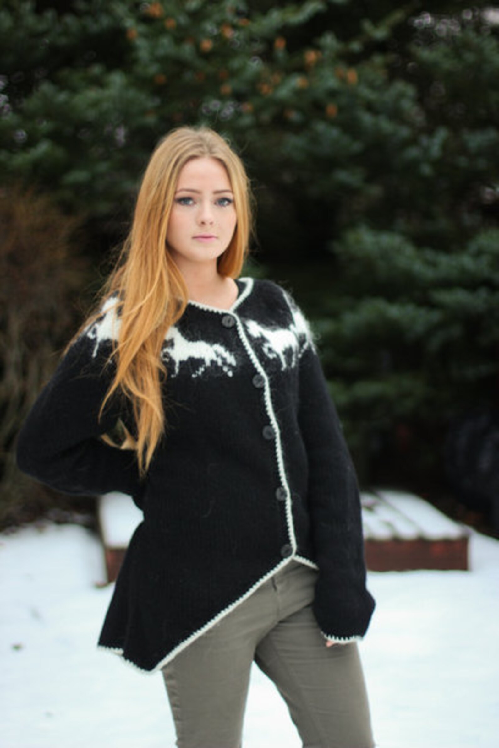 Horse Short Sleeve Cardigan Ivory