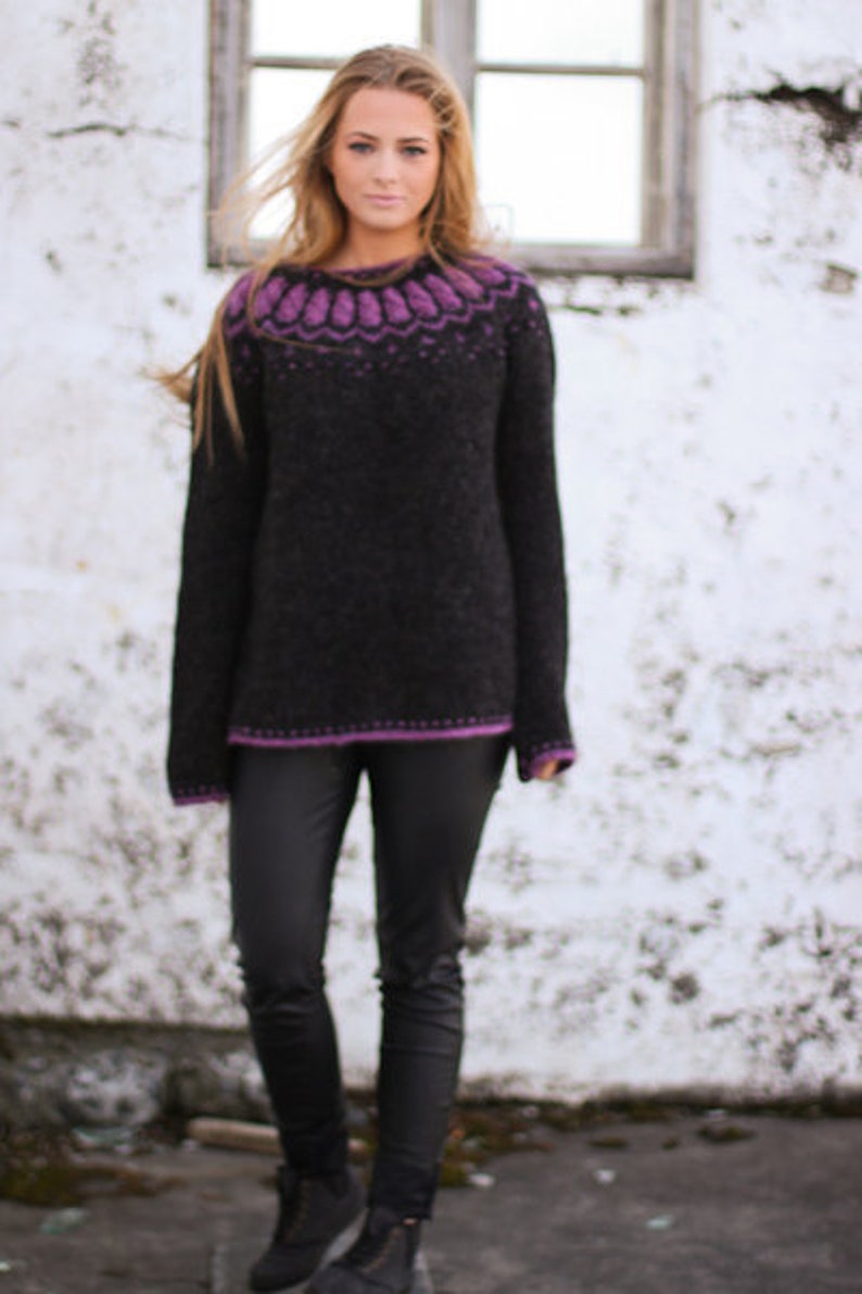 Pullover, Handknitted from pure wool. image 1