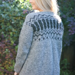 Cardigan, Handknitted from pure Icelandic wool. image 2