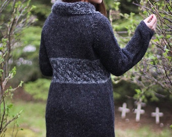 Cardigan, Handknitted from pure Icelandic wool.